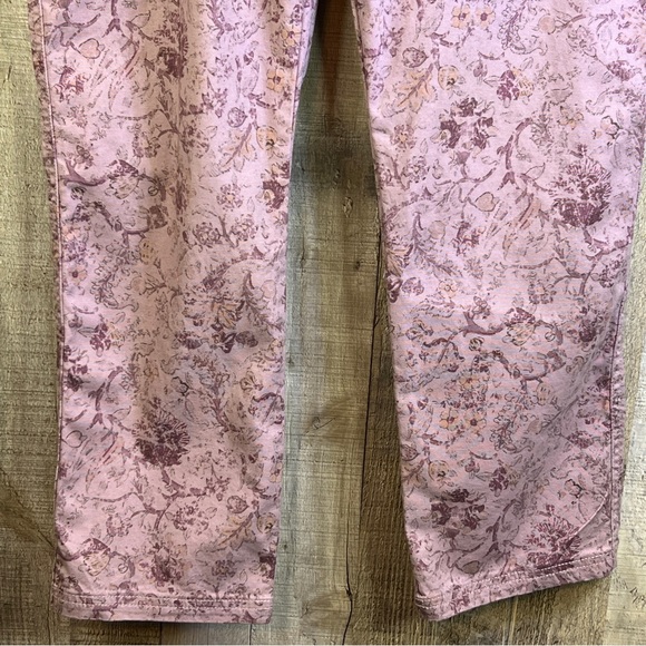 Knox Rose Large Floral Rose Print High Rise Straight Leg Pants with Pockets - Picture 4 of 10